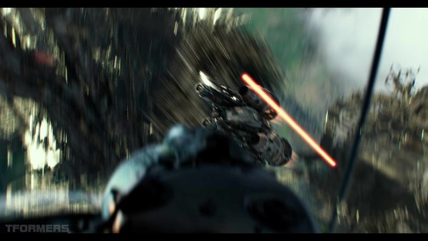Transformers The Last Knight Theatrical Trailer HD Screenshot Gallery 688 (688 of 788)